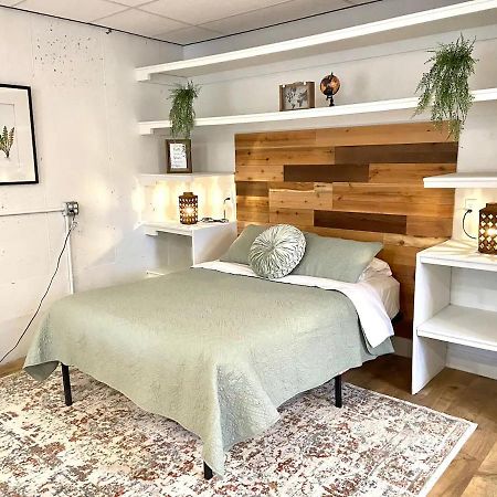 Suite Dreams Сидар-Сити Экстерьер фото